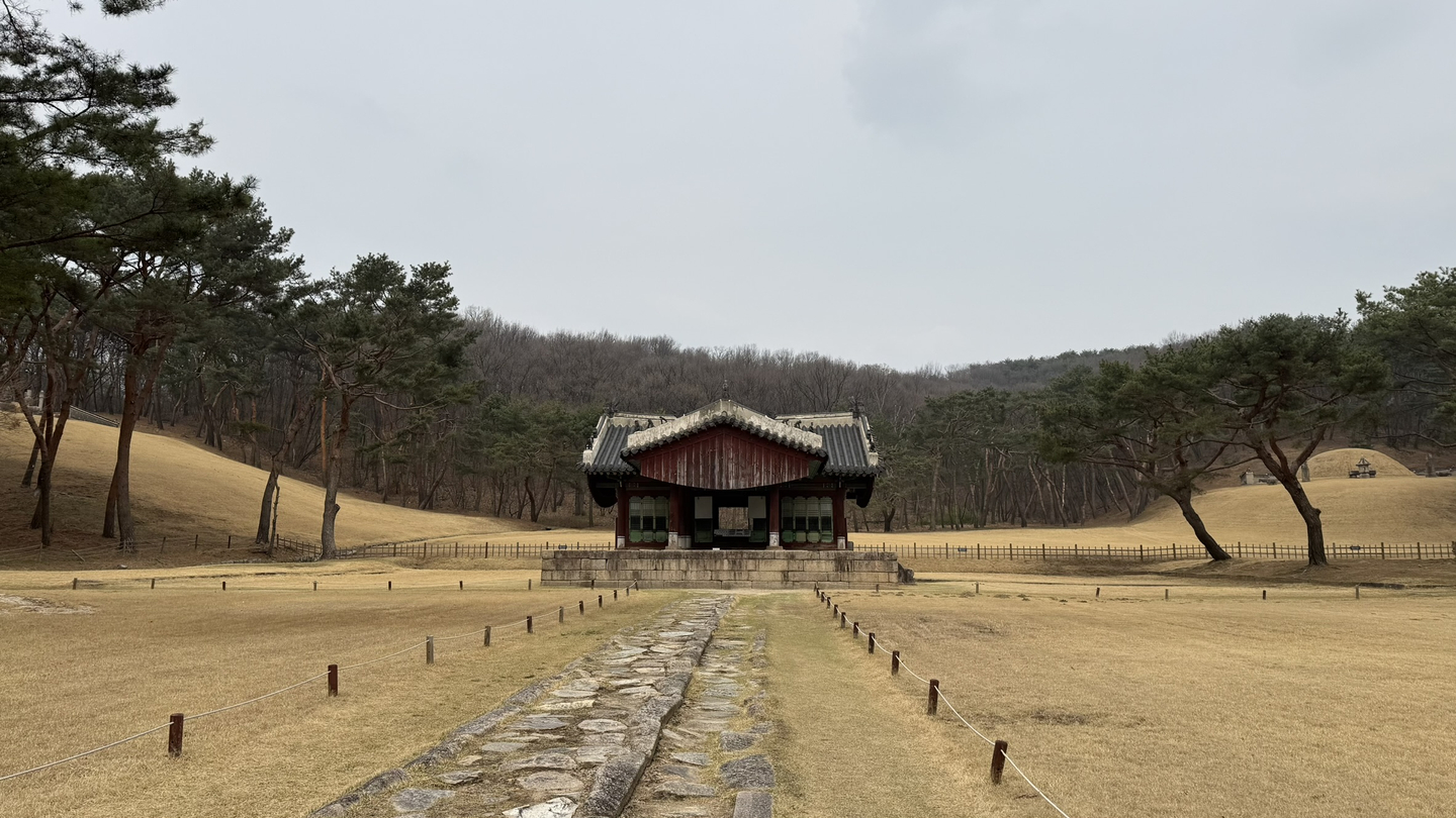 Gyeongneung at Seooreung [WOO JI-WON]