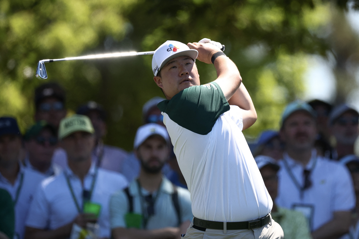 Im Sungjae plays a shot from the fourth hole tee box during the final round of the 2026 Masters Tournament at Augusta National Golf Club on April 12 in Augusta, Georgia. [AFP/YONHAP]