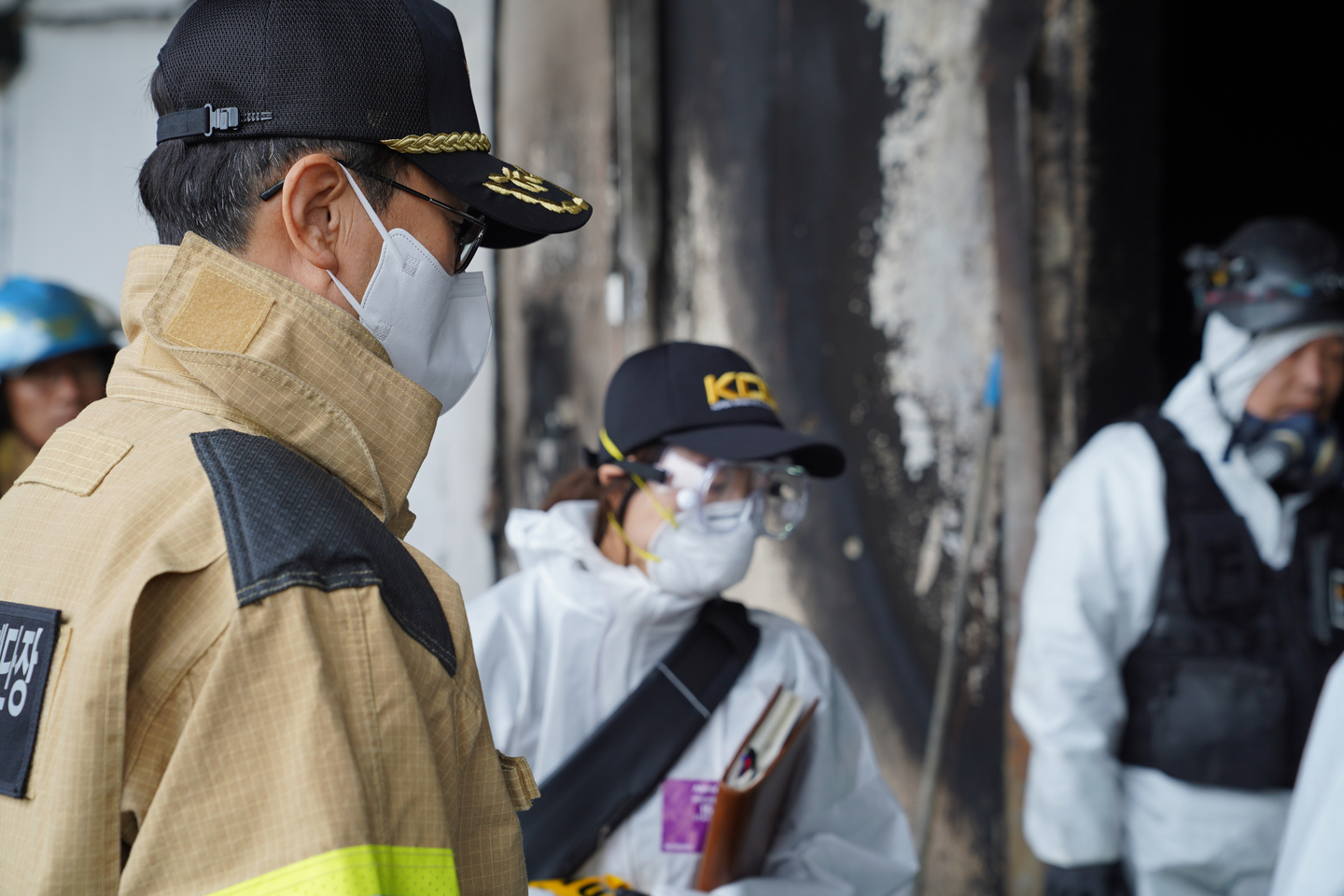 Firefighters take measures after putting a fire out at a warehouse in Wando County, South Jeolla, on April 12. [JEONNAM FIRE DEPARTMENT]