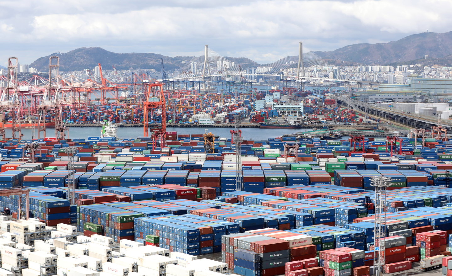 Containers are seen at a port in Busan in April. [NEWS1]