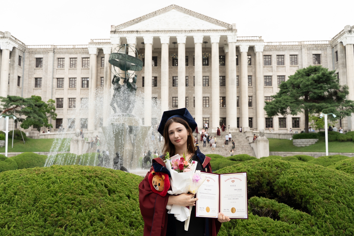 Zeynep Erkal poses for a photo during her graduation at Kyung Hee University in Dongdaemun District, eastern Seoul. [ZEYNEP ERKAL]