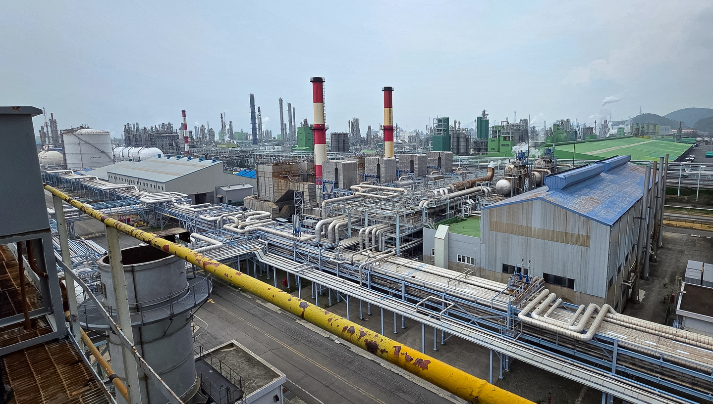 A petrochemical industrial complex in Yeosu, South Jeolla [NEWS1]