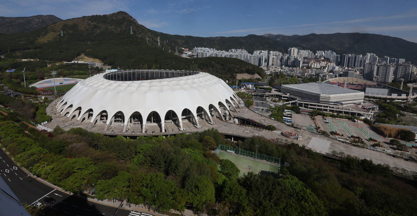 An image of Busan Asiad Main Stadium, where BTS's June concerts will be held [JOONGANG ILBO]