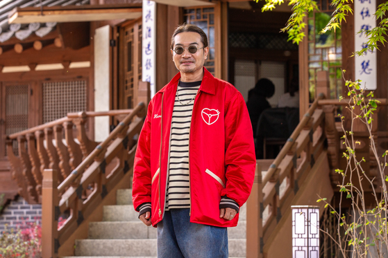 Yang Jeong-woong, who is directing the opening ceremony of the K-Royal Culture Festival which kicks off on April 25, poses for a photo at the Korea House's garden in central Seoul on April 15. [KOREA HERITAGE AGENCY]