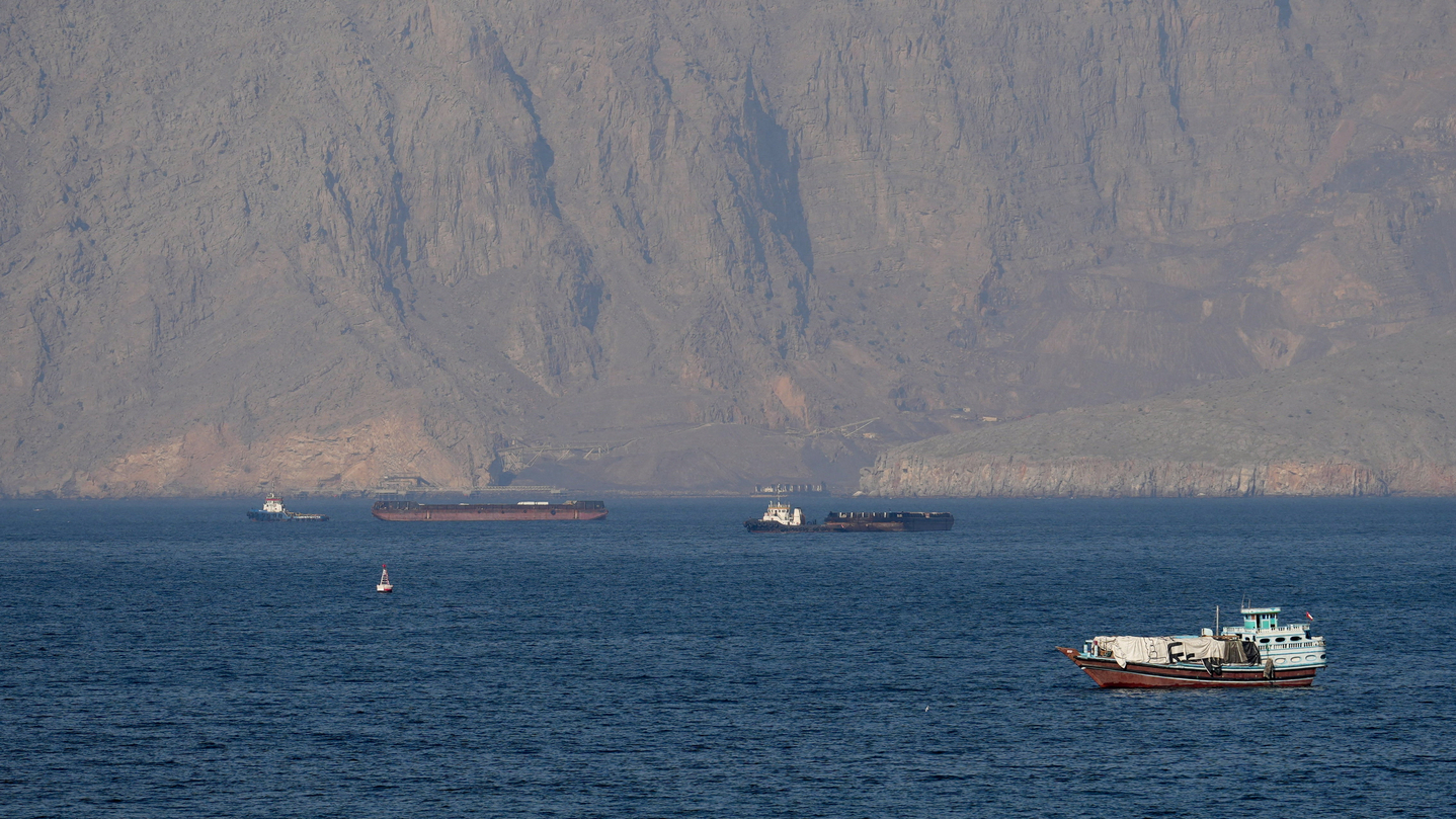 Ships and tankers float in the Strait of Hormuz off the coast of Musandam, Oman, on April 18 [REUTERS/YONHAP]