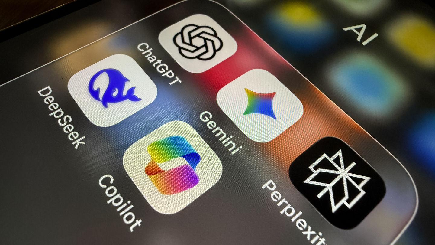 A mobile phone display showing the icons of AI apps Deepseek, Chatgpt, Copilot, Perplexity and Gemini in Berlin, Germany, 31 October 2025. [EPA/YONHAP]