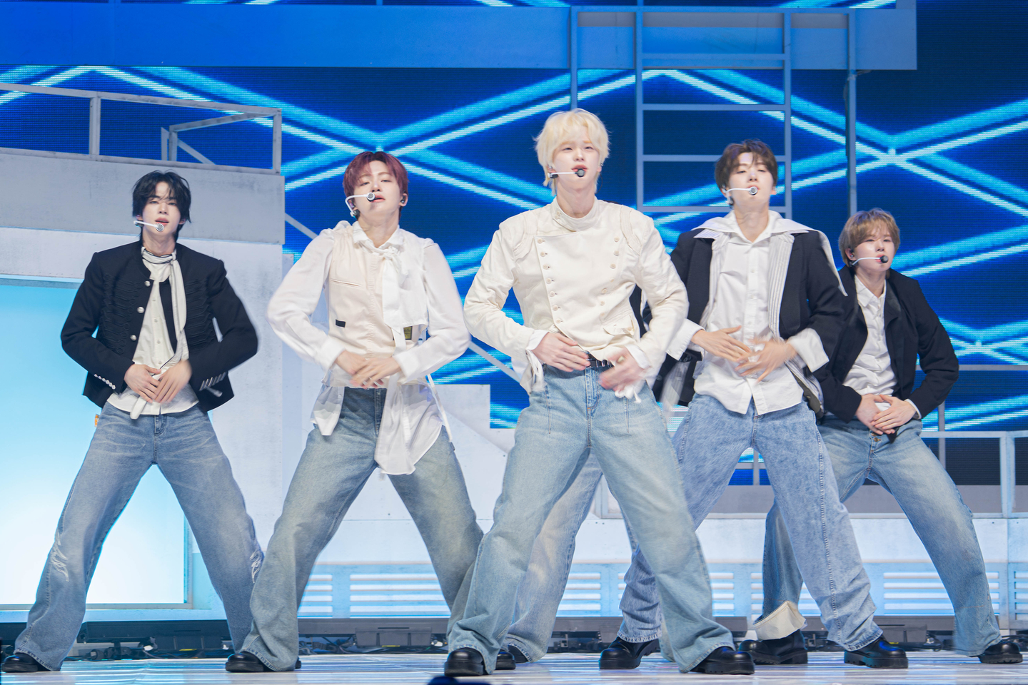 Boy band TWS performs ″You, You,″ the lead track for its fifth EP, ″No Tragedy,″ during a press showcase held at Yes24 Live Hall in eastern Seoul on April 27. [DANIELA GONZALEZ PEREZ]