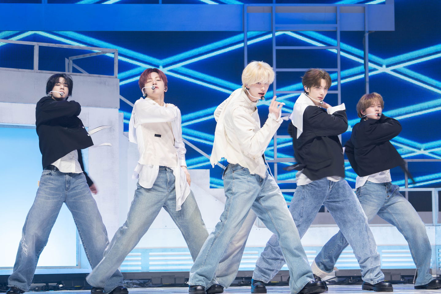 Boy band TWS performs ″You, You,″ the lead track for its fifth EP, ″No Tragedy,″ during a press showcase held at Yes24 Live Hall in eastern Seoul on April 27. [DANIELA GONZALEZ PEREZ]