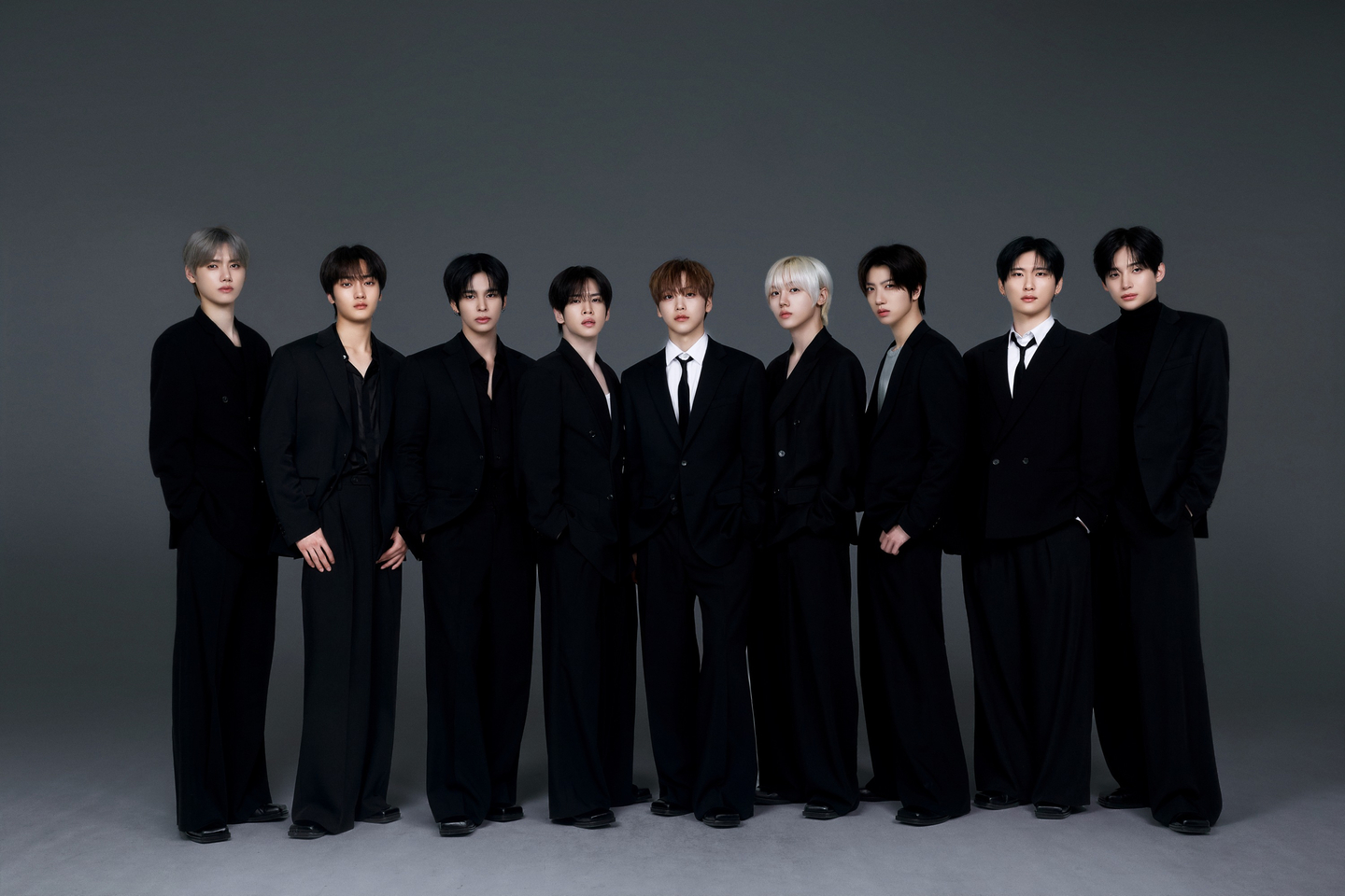Boy band Cravity [STARSHIP ENTERTAINMENT]