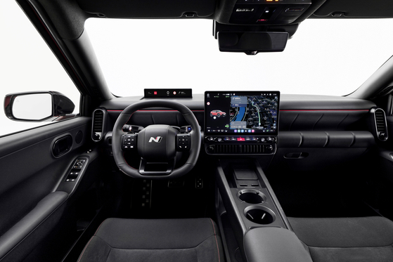 The interior of a Hyundai Motor vehicle with the new Pleos software [HYUNDAI MOTOR]