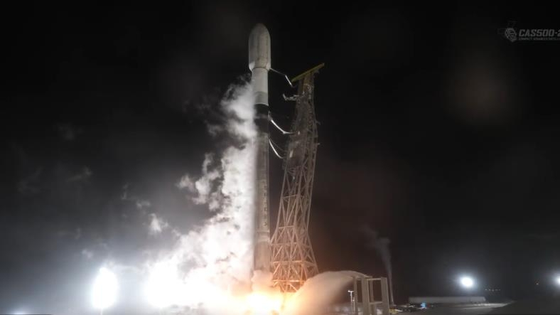 Korea’s homegrown Earth observation satellite, the Compact Advanced Satellite 500-2 (CAS500-2), is launched into space on May 3, from the Vandenberg Space Force Base in California, United States. [SCREEN CAPTURE]