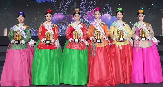 Winners of the beauty pageant contest at Chunhyang Festival held in Namwon, North Jeolla, on April 30. [NAMWON CITY GOVERNMENT]  